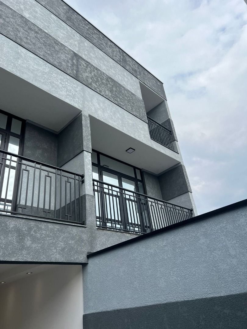 Sobrado para Venda - Parada Inglesa