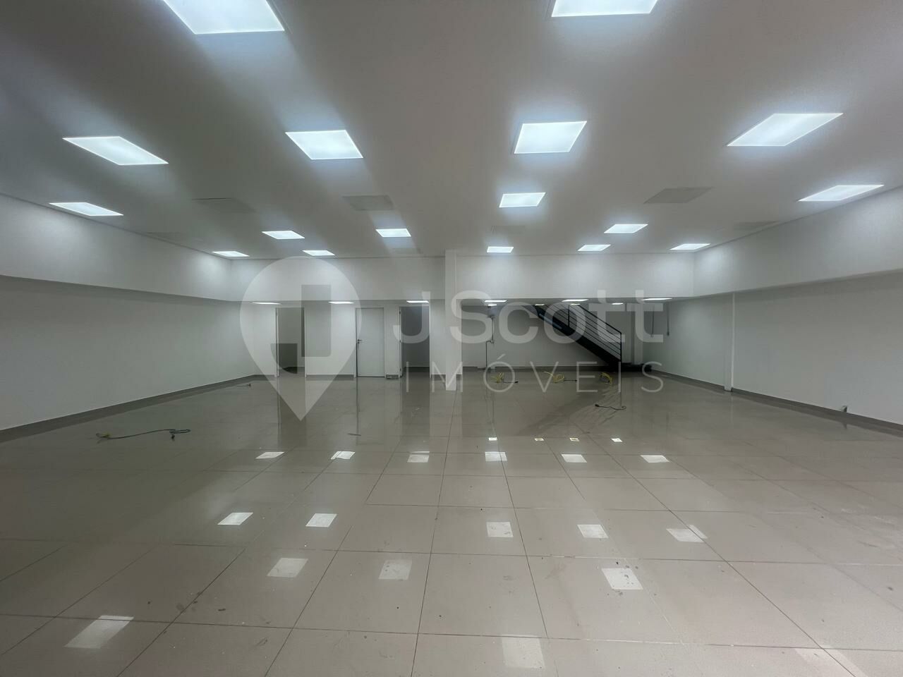 Loja para Locação - Cidade Monções
