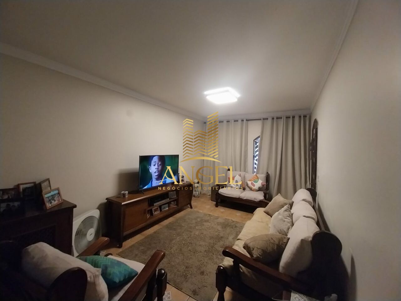 Sobrado para Venda - Jardim Piqueroby