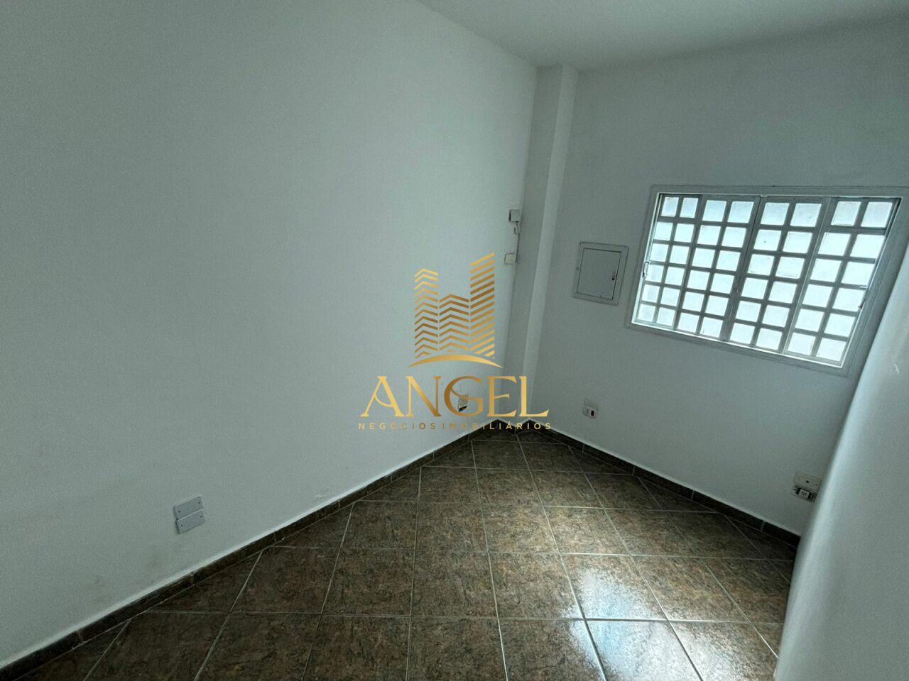 Casa Térrea para Venda - Vila Santo Estevão