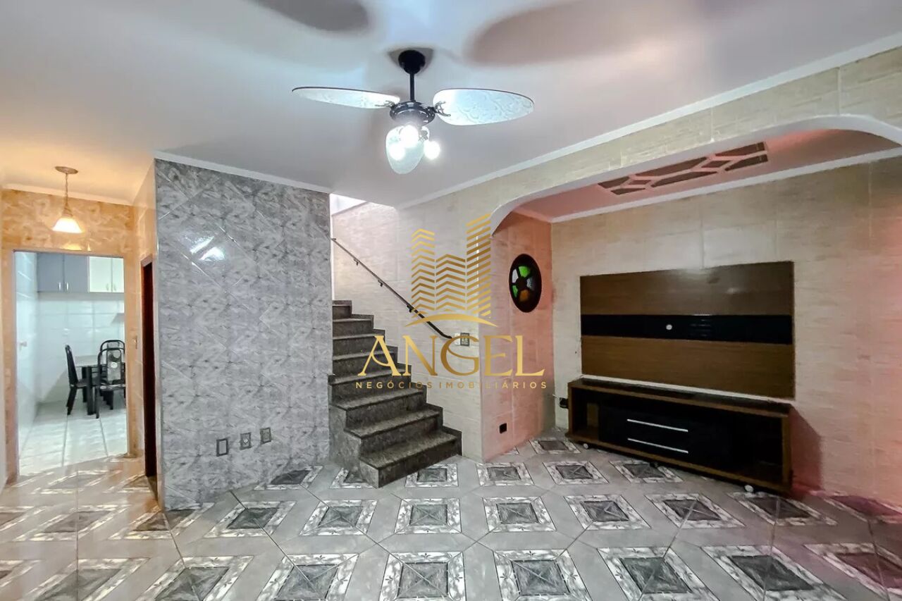 Casa Assobradada para Venda - Vila Invernada