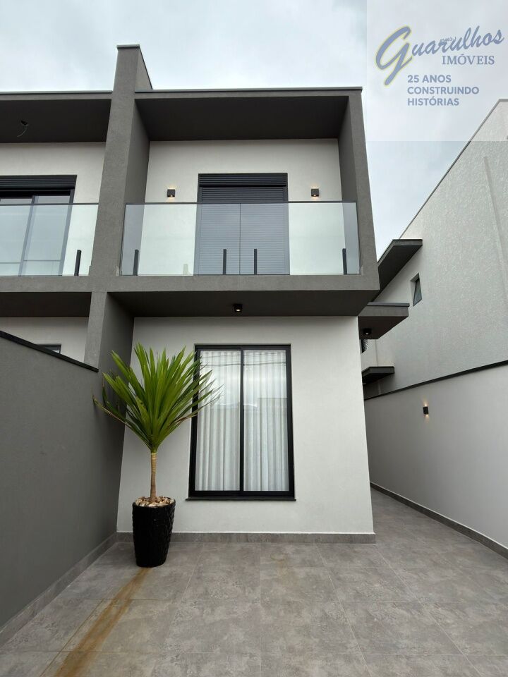 Sobrado para Venda - Jardim do Lago