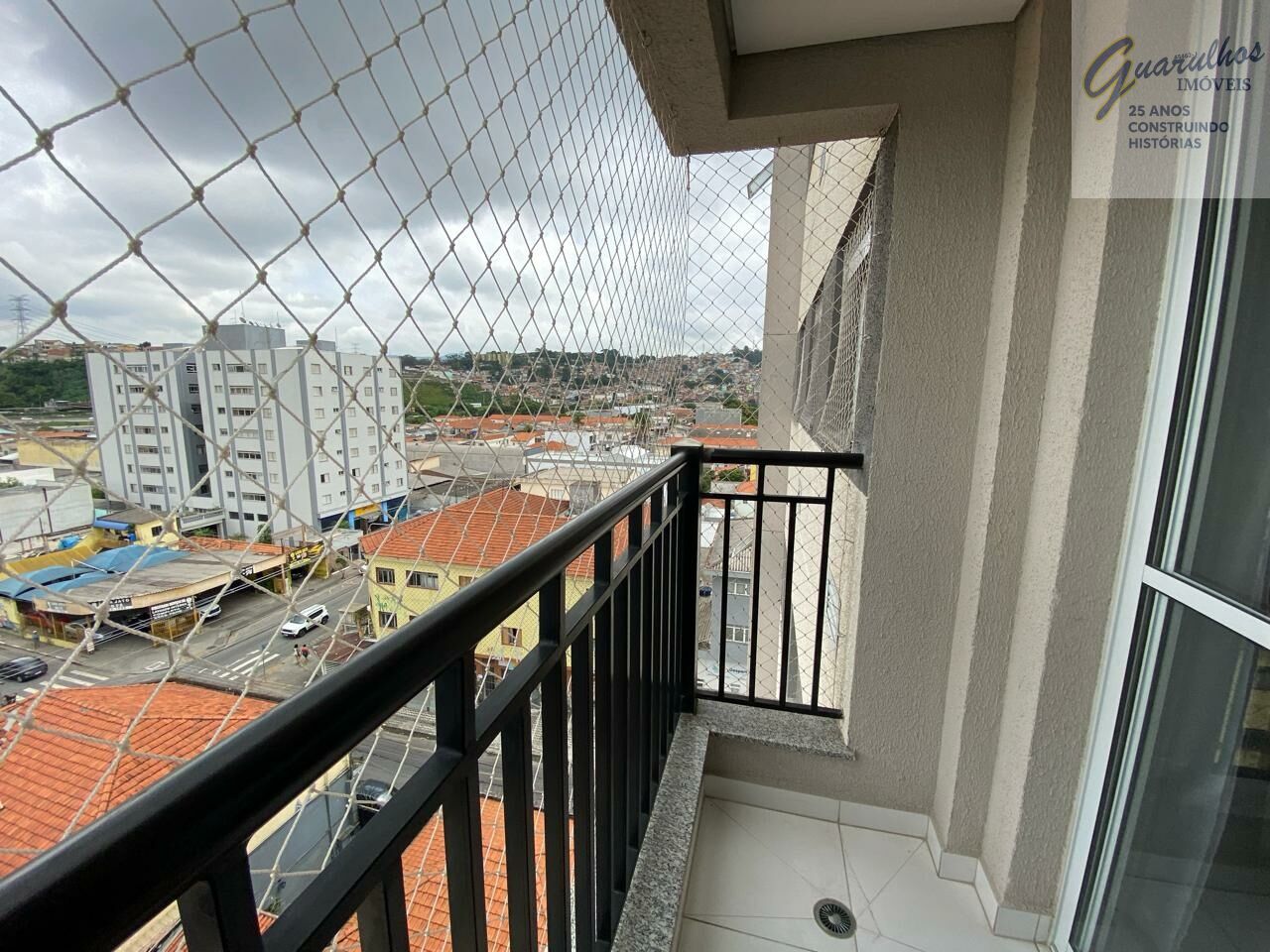 Apartamento para Venda - Vila Galvão