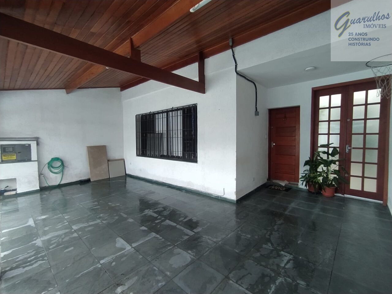 Casa para Locação - Parque Santo Antônio