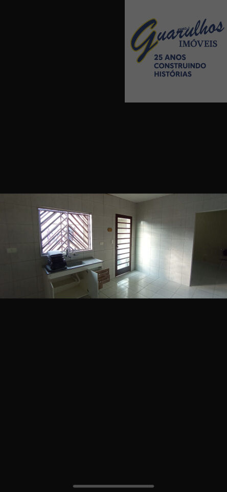 Casa Assobradada para Locação - Vila Nova Galvão