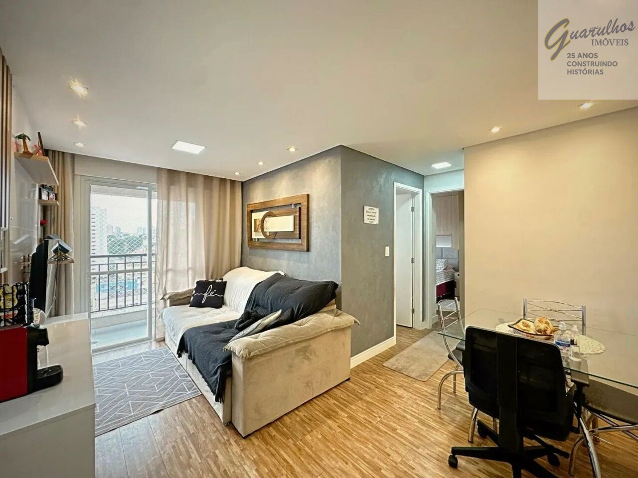 Apartamento para Venda - Vila Galvão