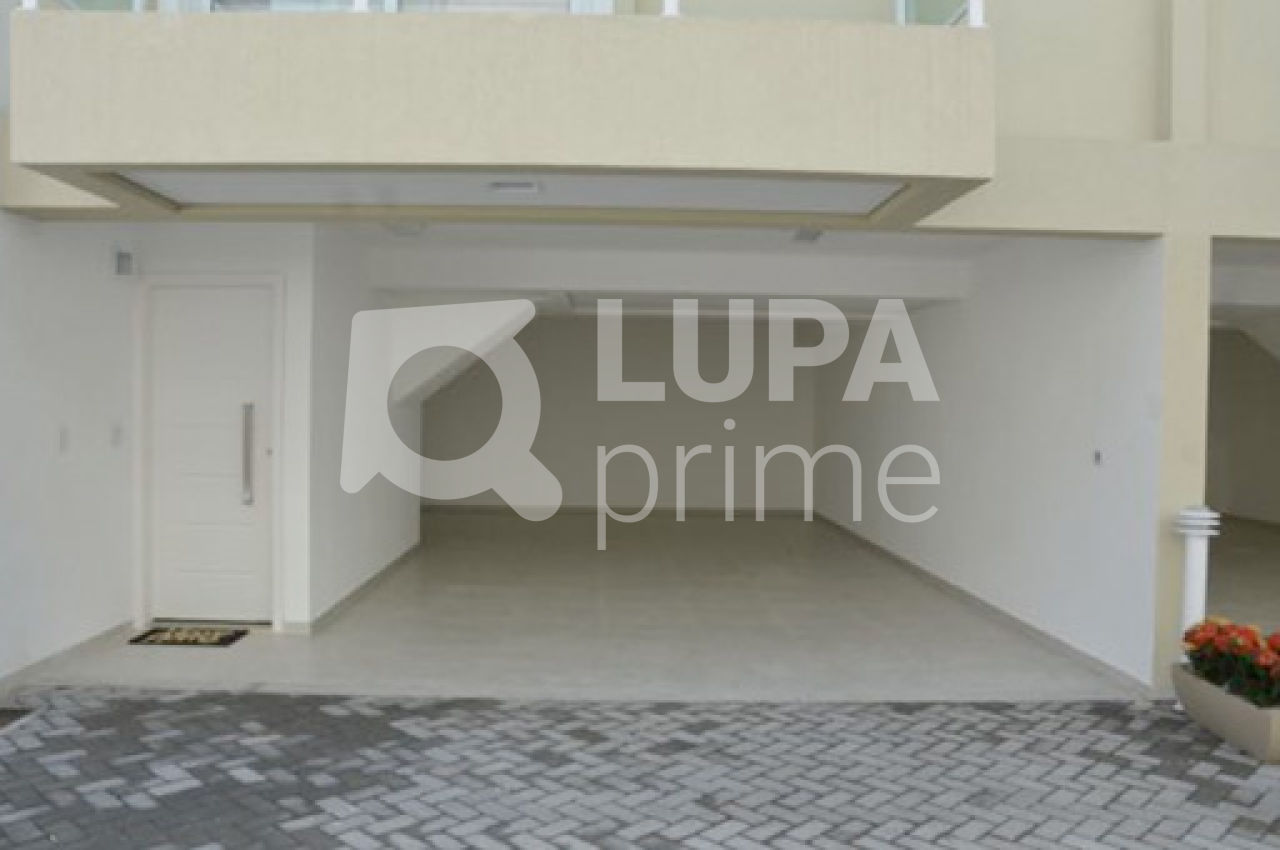 sobrado-venda-sao-paulo-vila-bertioga-3dormitorios-3suites-4vagas-170m2-LM10414