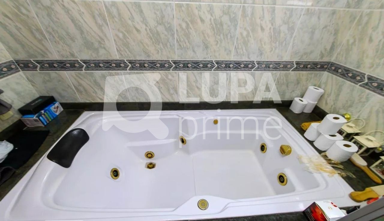 sobrado-venda-sao-paulo-parada-inglesa-3dormitorios-1suite-4vagas-220m2-LM11749