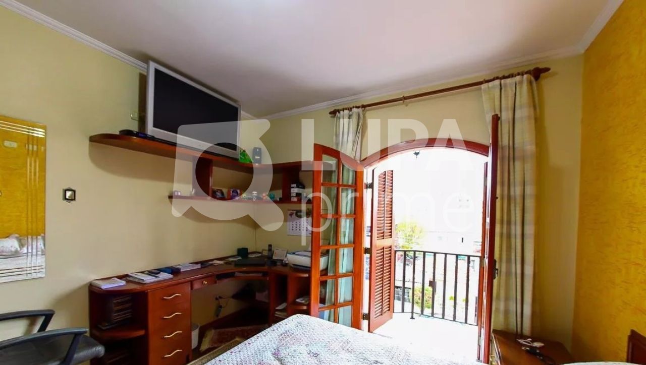 sobrado-venda-sao-paulo-parada-inglesa-3dormitorios-1suite-4vagas-220m2-LM11749