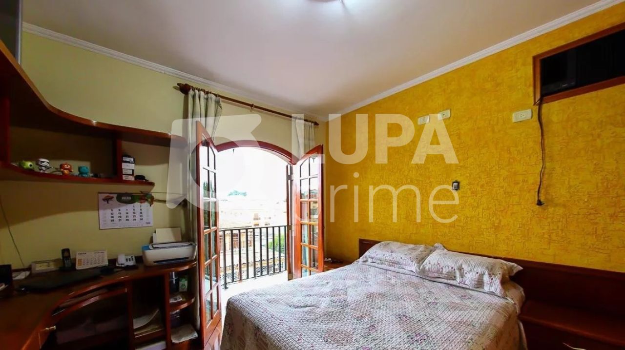 sobrado-venda-sao-paulo-parada-inglesa-3dormitorios-1suite-4vagas-220m2-LM11749