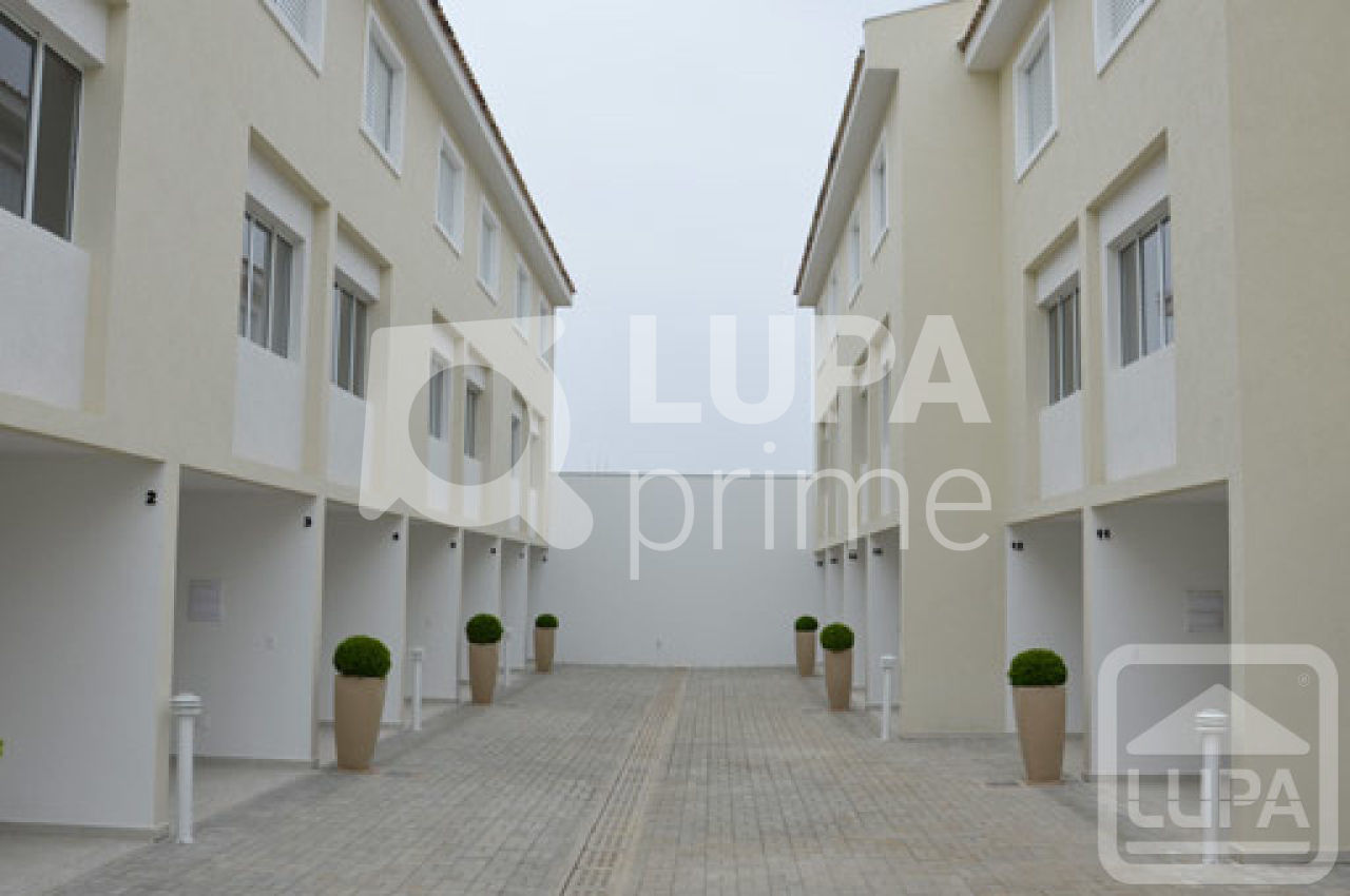 sobrado-venda-sao-paulo-vila-santa-clara-3dormitorios-1suite-2vagas-112m2-LM12218