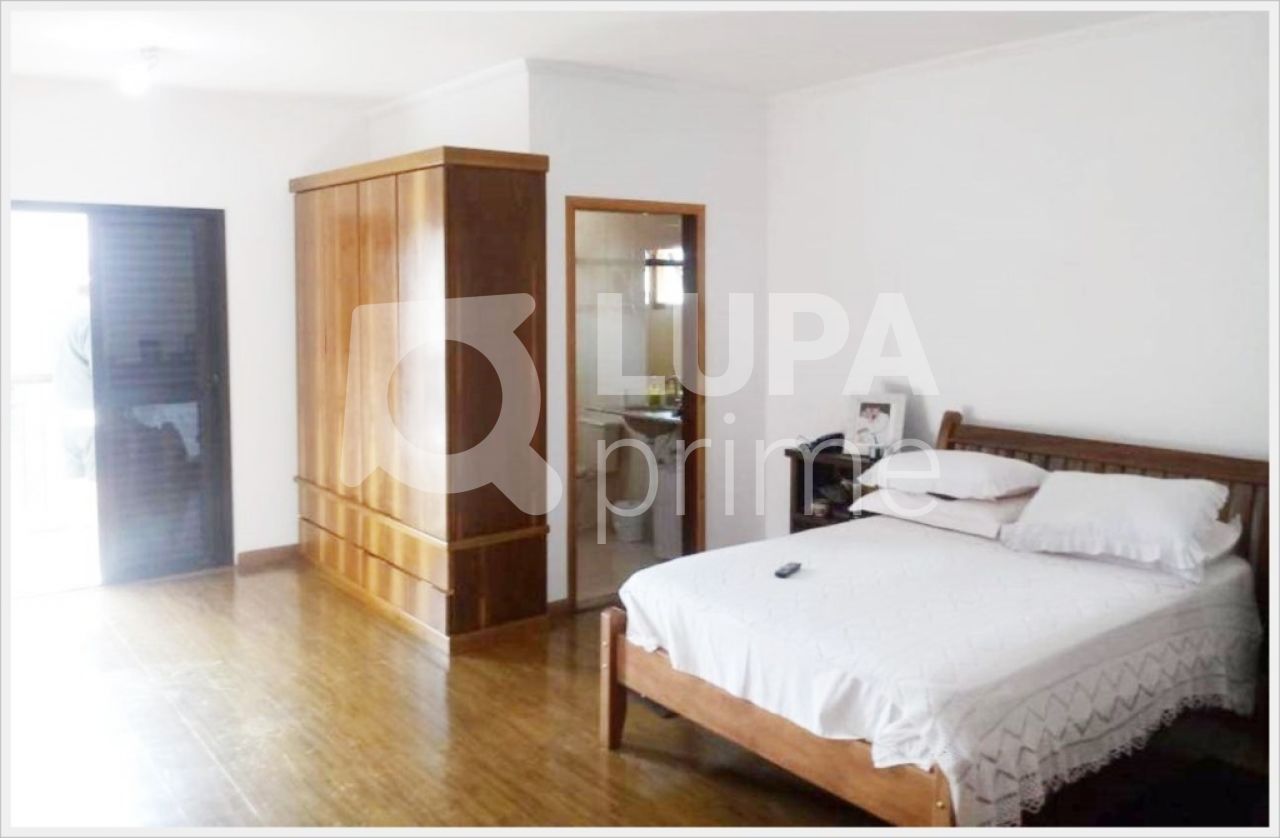 sobrado-venda-sao-paulo-vila-maria-alta-4dormitorios-2suites-8vagas-360m2-LM13217