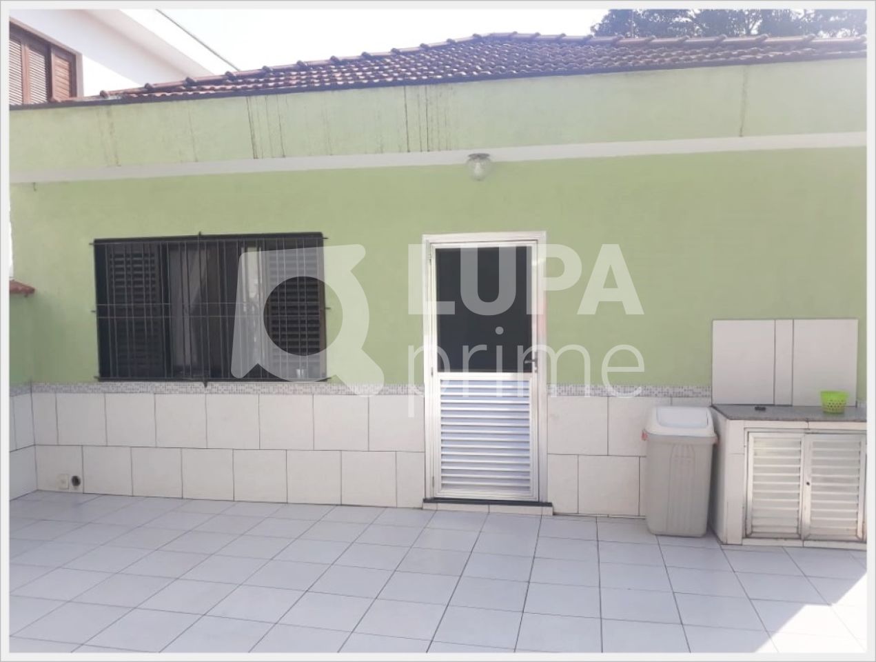 casa-terrea-venda-sao-paulo-parque-edu-chaves-2dormitorios-4vagas-150m2-LM13256