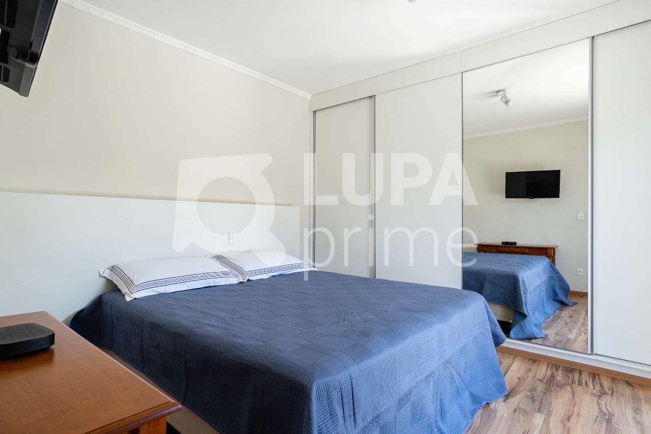 casa-terrea-venda-sao-paulo-vila-maria-alta-12dormitorios-3vagas-440m2-LM13398