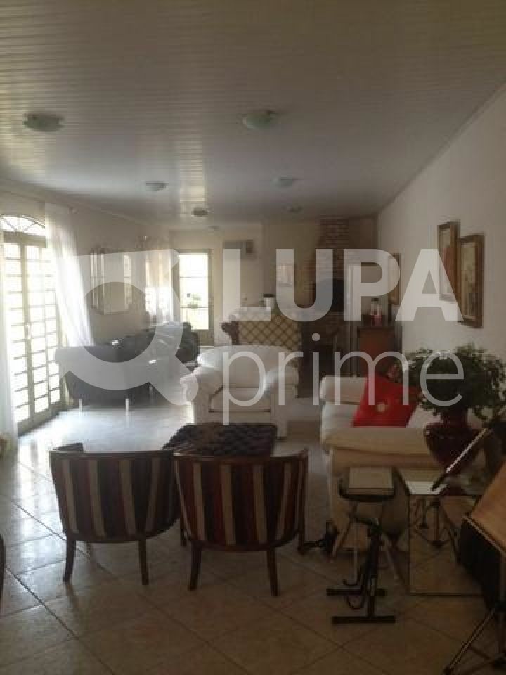 sobrado-venda-sao-paulo-jardim-brasil-3dormitorios-3suites-3vagas-238m2-LM14067