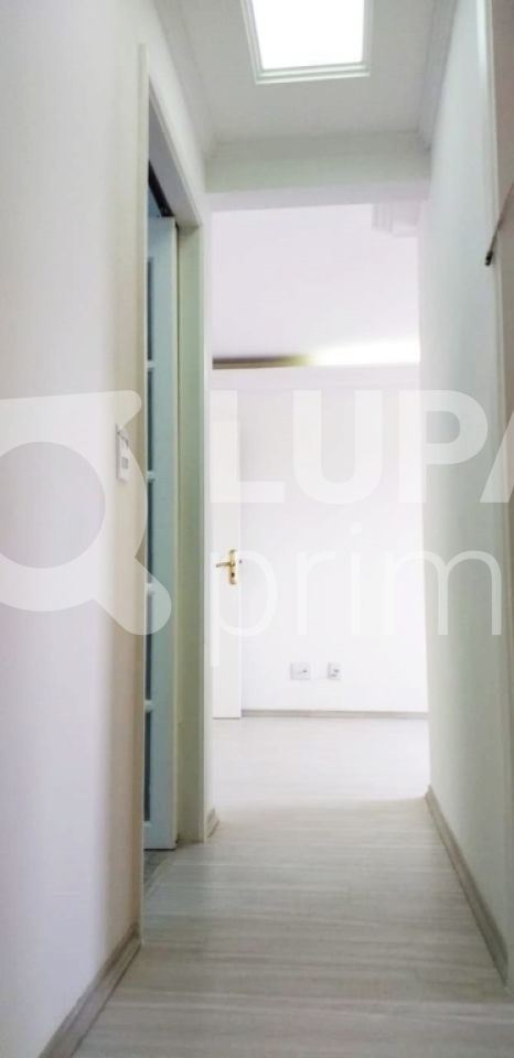Apartamento à venda com 2 quartos, 60m² - Foto 6