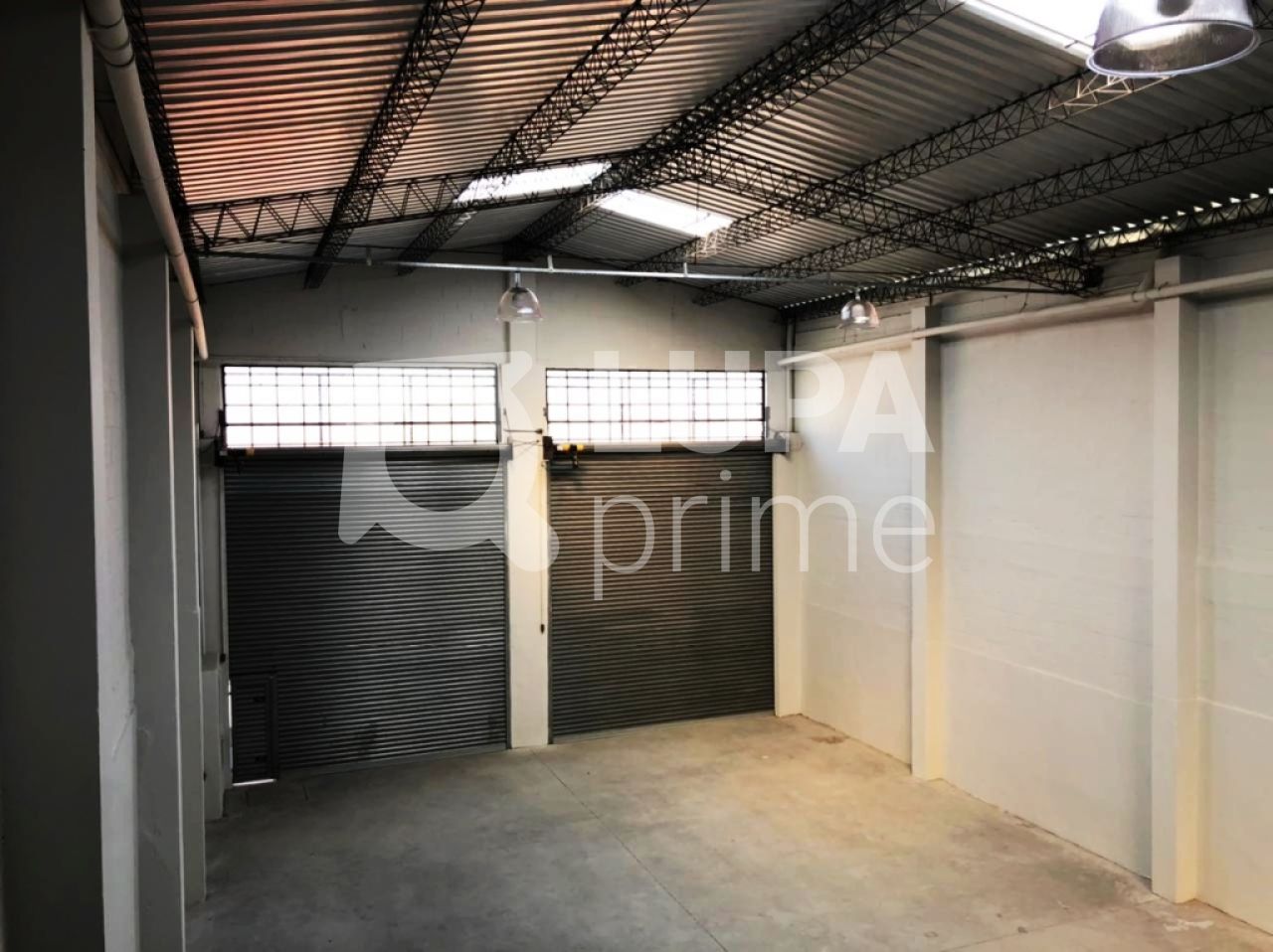 Depósito-Galpão, 240 m² - Foto 2