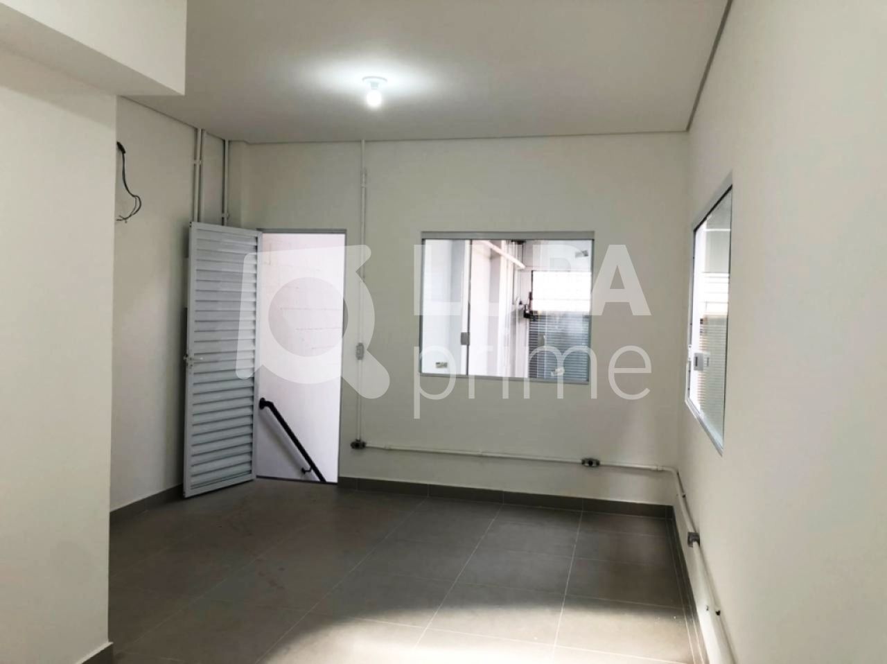 Depósito-Galpão, 240 m² - Foto 5