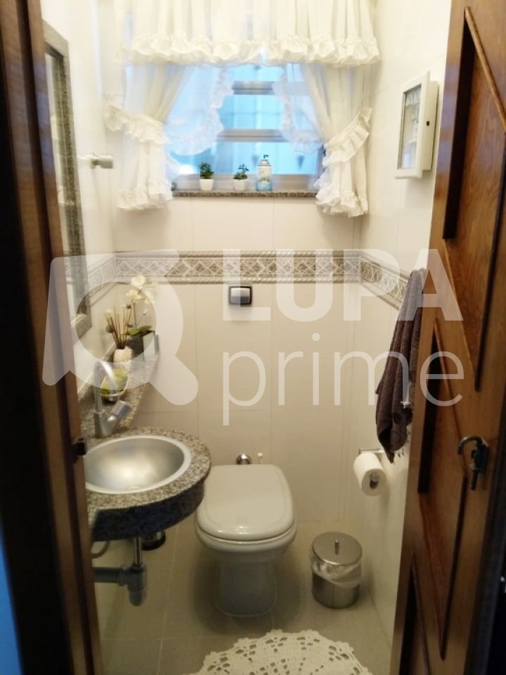 casa-assobradada-venda-sao-paulo-vila-maria-alta-3dormitorios-3suites-6vagas-320m2-LM15728