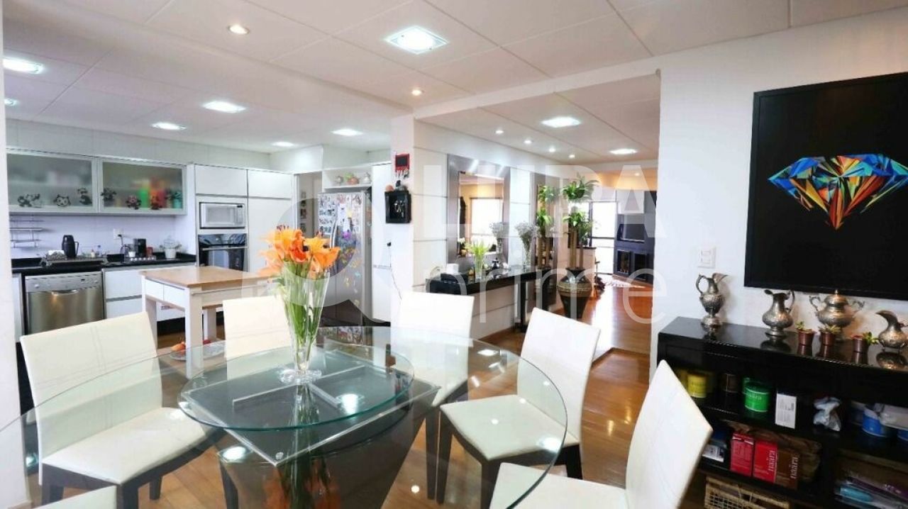 Apartamento à venda com 4 quartos, 500m² - Foto 1