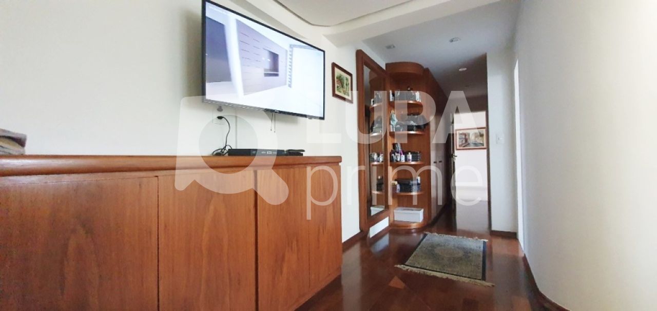 apartamento-venda-sao-paulo-agua-fria-4dormitorios-2suites-4vagas-210m2-LM15774