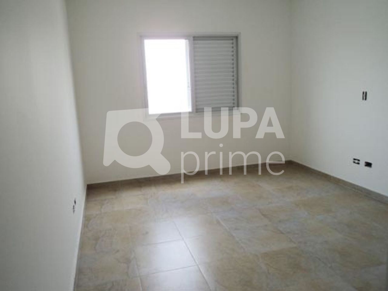 sobrado-venda-sao-paulo-vila-maria-alta-3dormitorios-3suites-4vagas-160m2-LM158