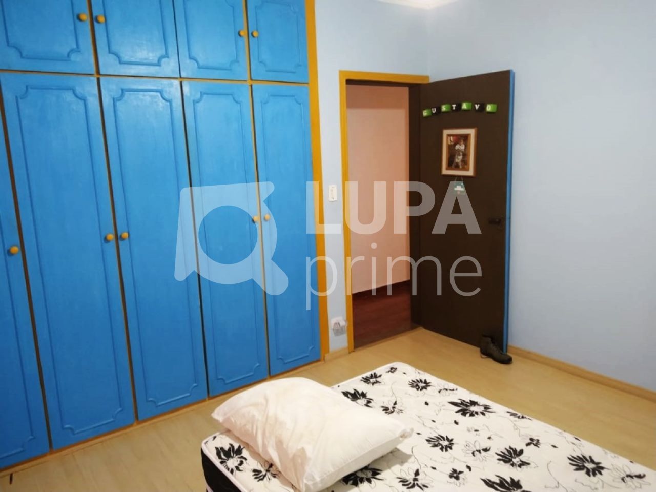 Casa à venda com 4 quartos, 150m² - Foto 3