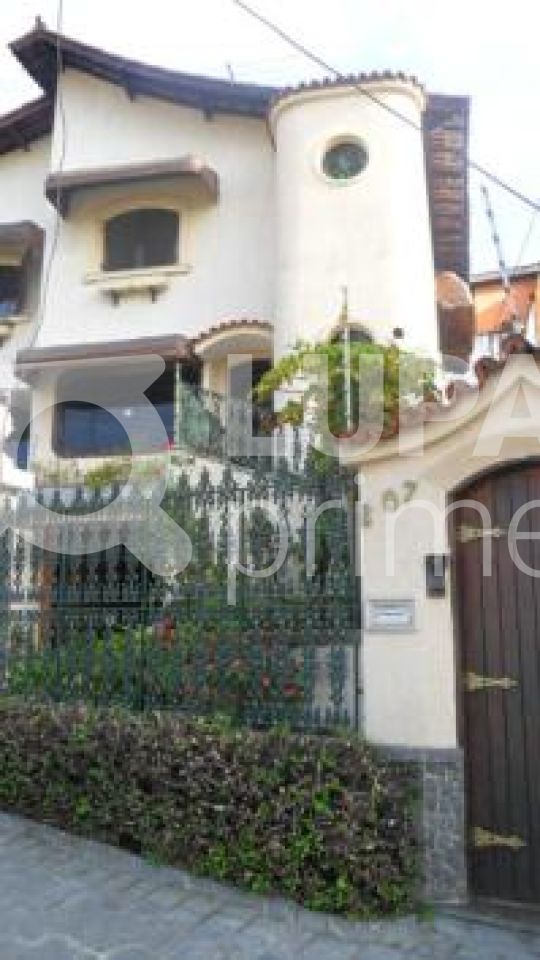 sobrado-venda-sao-paulo-vila-maria-3dormitorios-3suites-4vagas-220m2-LM1596