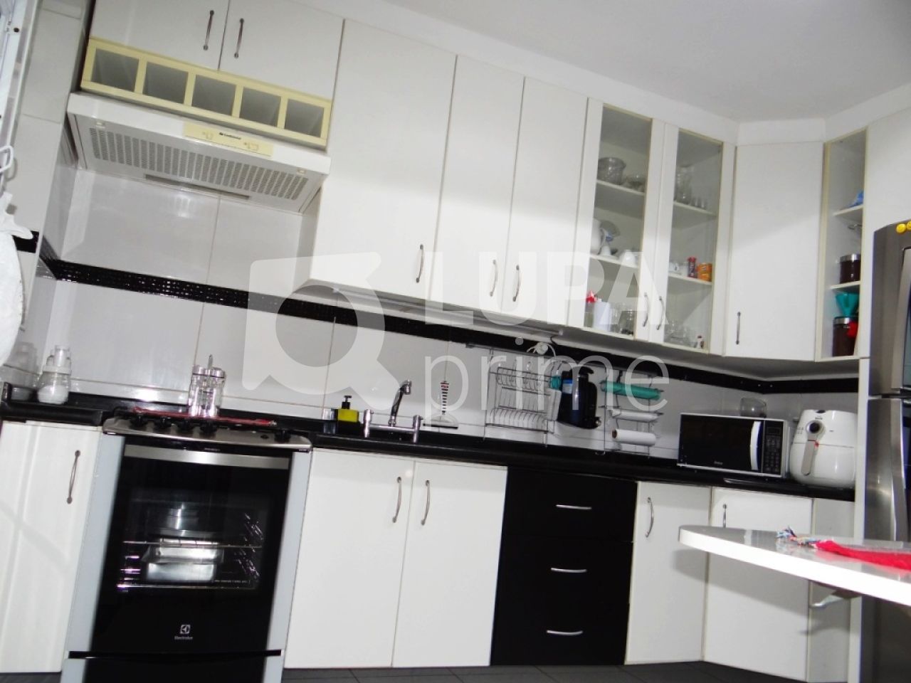Casa à venda com 3 quartos, 150m² - Foto 11