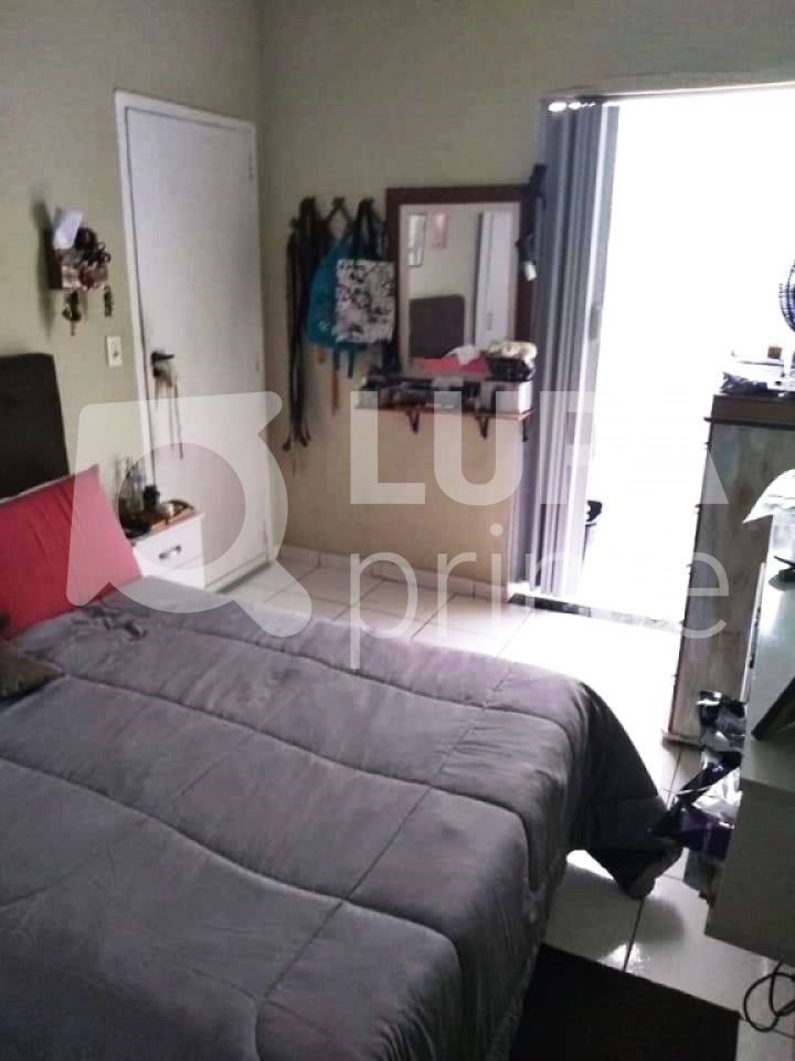 casa-terrea-venda-sao-paulo-tucuruvi-4dormitorios-3suites-5vagas-198m2-LM17278