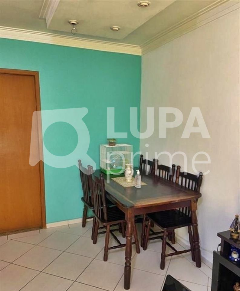 Casa à venda com 3 quartos, 110m² - Foto 4