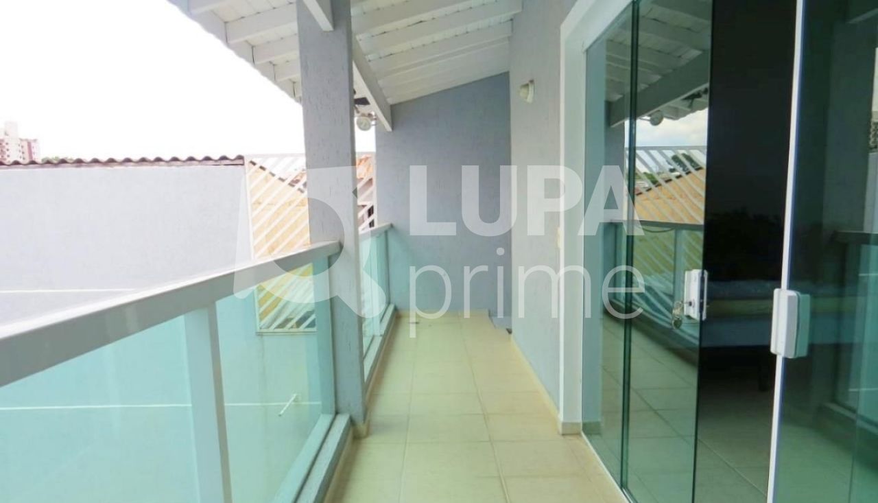 sobrado-venda-sao-paulo-vila-guilherme-4dormitorios-4suites-3vagas-187m2-LM17825