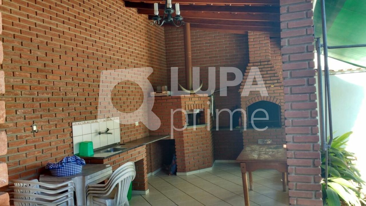 casa-terrea-venda-sao-paulo-santana-3dormitorios-1suite-4vagas-248m2-LM17840