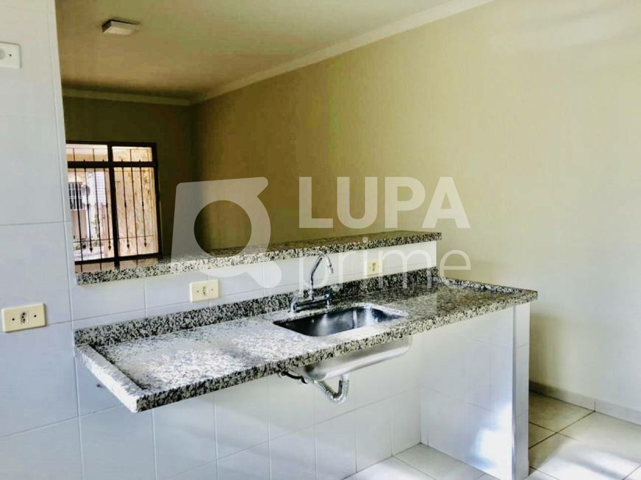 casa-terrea-venda-sao-paulo-santa-teresinha-2dormitorios-2suites-2vagas-125m2-LM17844