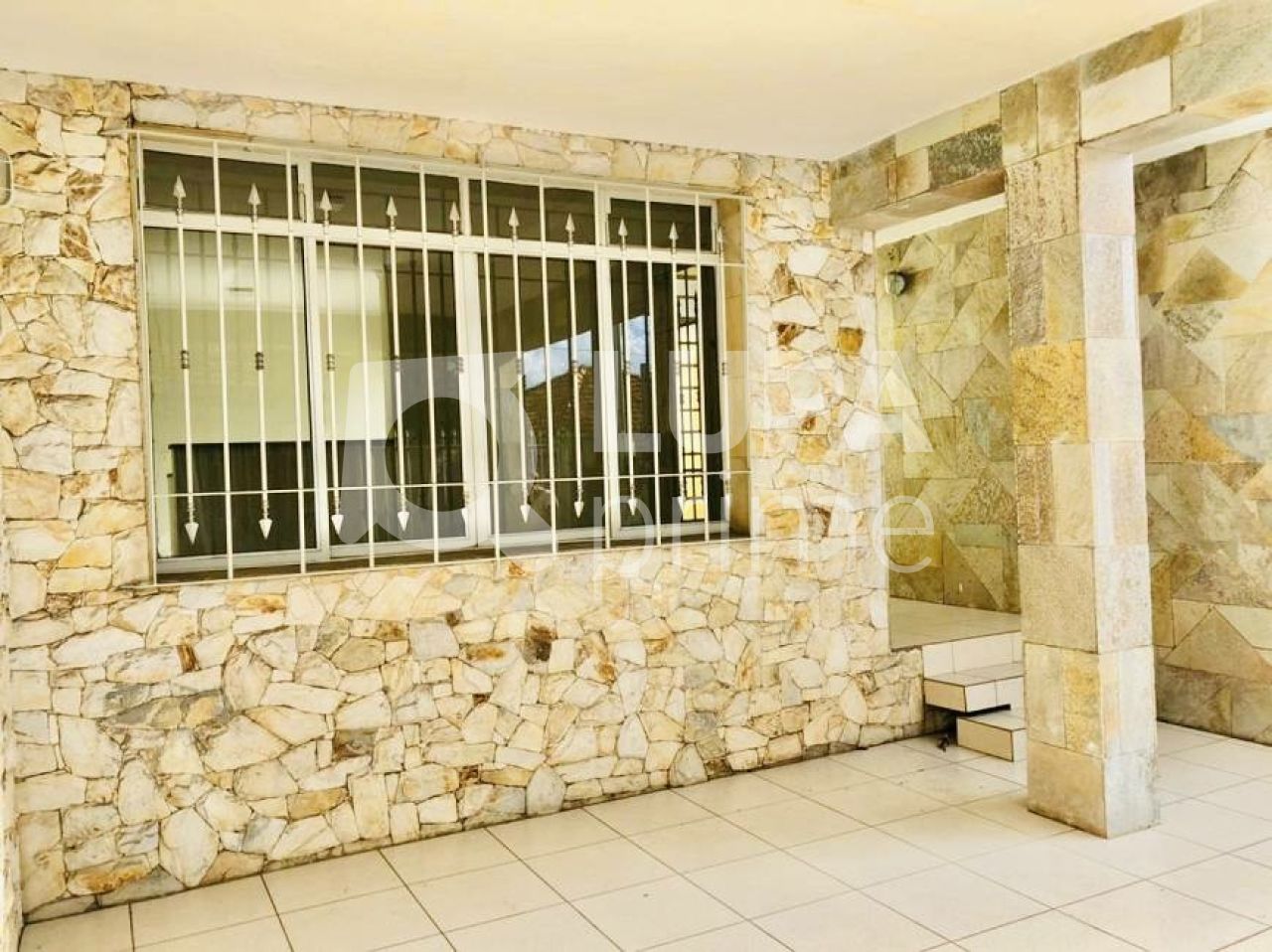 casa-terrea-venda-sao-paulo-santa-teresinha-2dormitorios-2suites-2vagas-125m2-LM17844