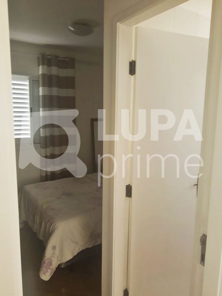 Apartamento à venda com 3 quartos, 65m² - Foto 4