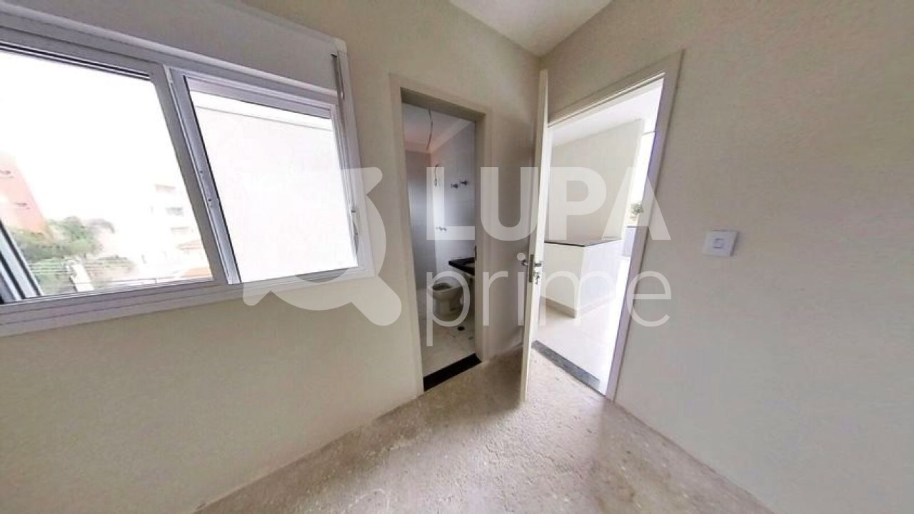 sobrado-venda-sao-paulo-analia-franco-3dormitorios-3suites-2vagas-165m2-LM18748