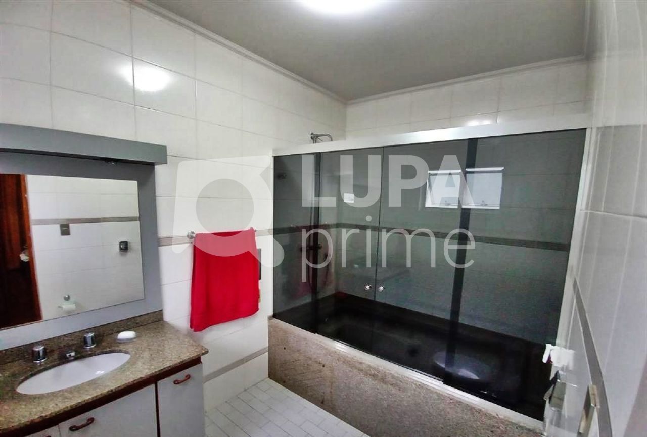 sobrado-venda-sao-paulo-vila-carrao-2dormitorios-2suites-2vagas-150m2-LM18838