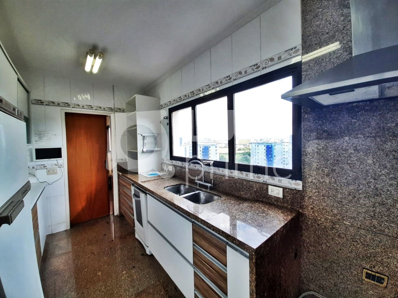 apartamento-venda-sao-paulo-santana-3dormitorios-2suites-3vagas-206m2-LM18911