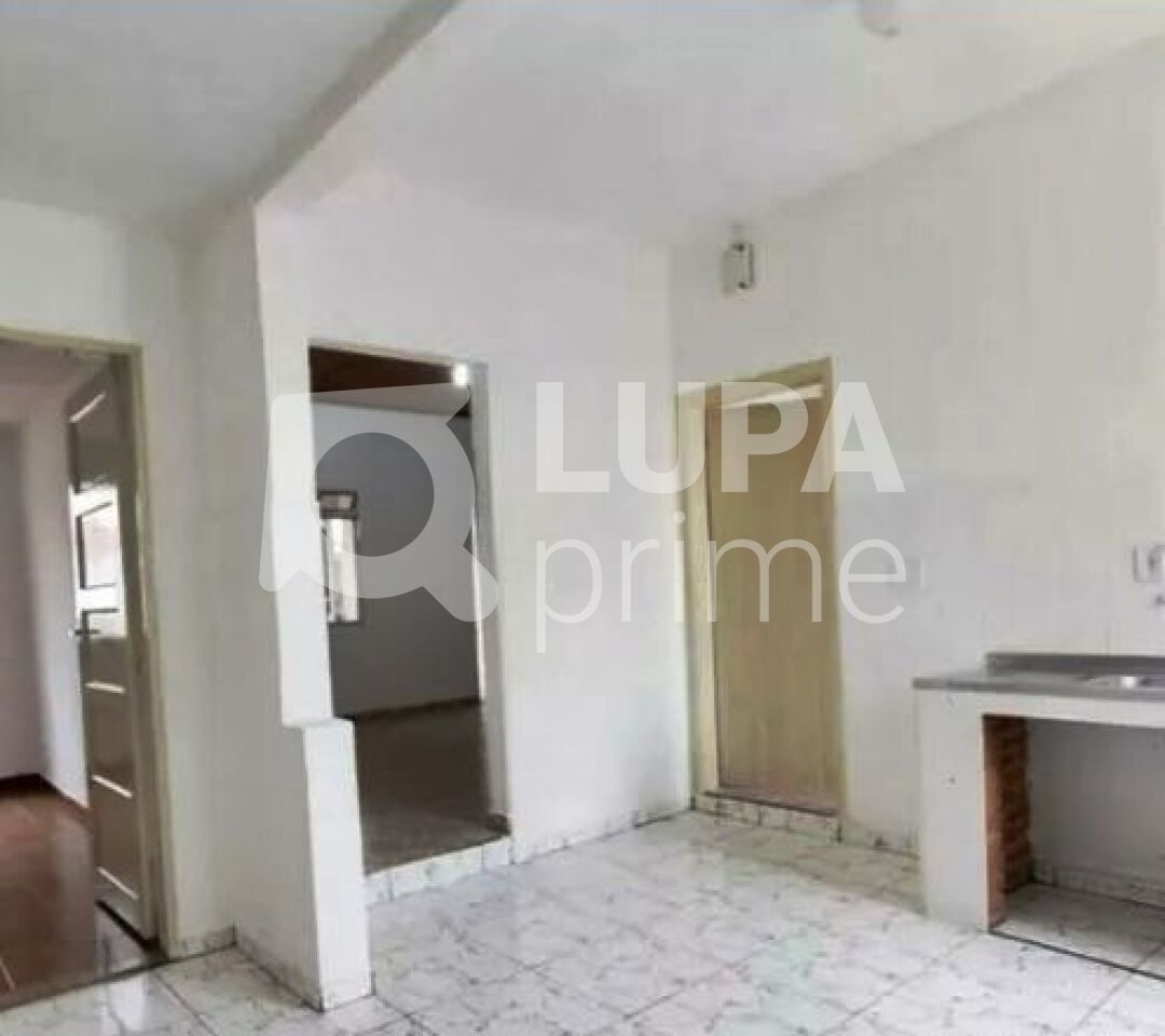 casa-terrea-venda-sao-paulo-vila-maria-alta-7dormitorios-2vagas-141m2-LM18915