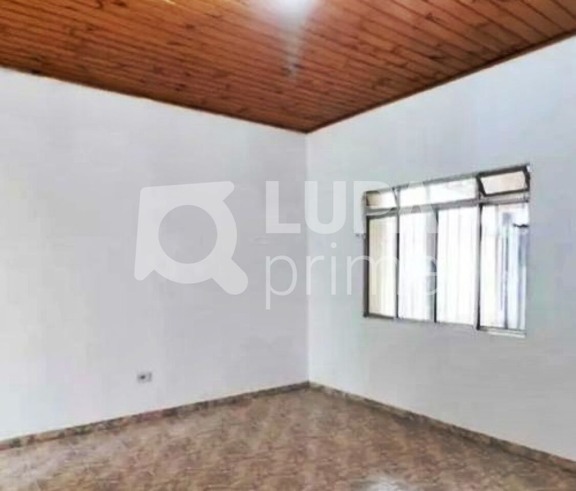 casa-terrea-venda-sao-paulo-vila-maria-alta-7dormitorios-2vagas-141m2-LM18915