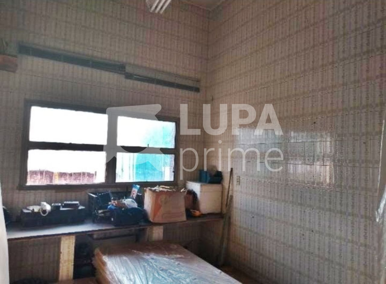 casa-assobradada-venda-sao-paulo-jardim-sao-miguel-3dormitorios-4vagas-447m2-LM18926