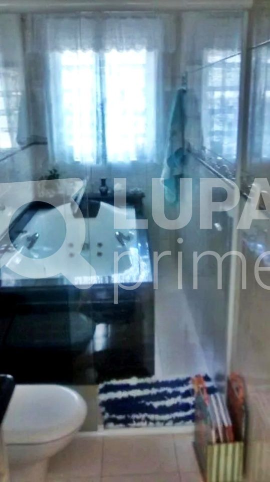 sobrado-venda-sao-paulo-parada-inglesa-3dormitorios-8vagas-250m2-LM19202