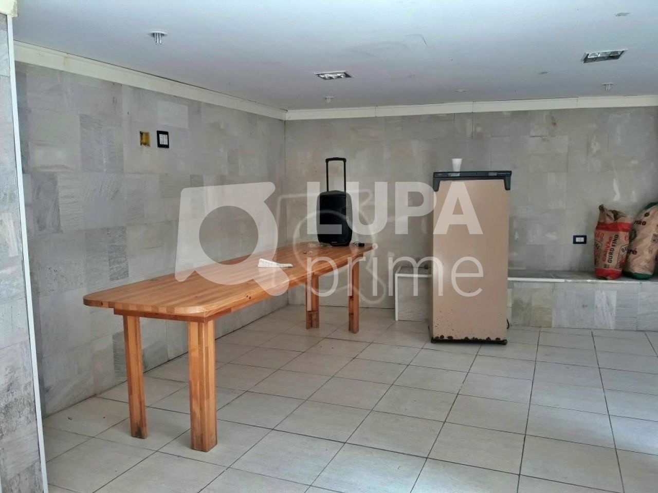 Casa à venda com 2 quartos, 240m² - Foto 15