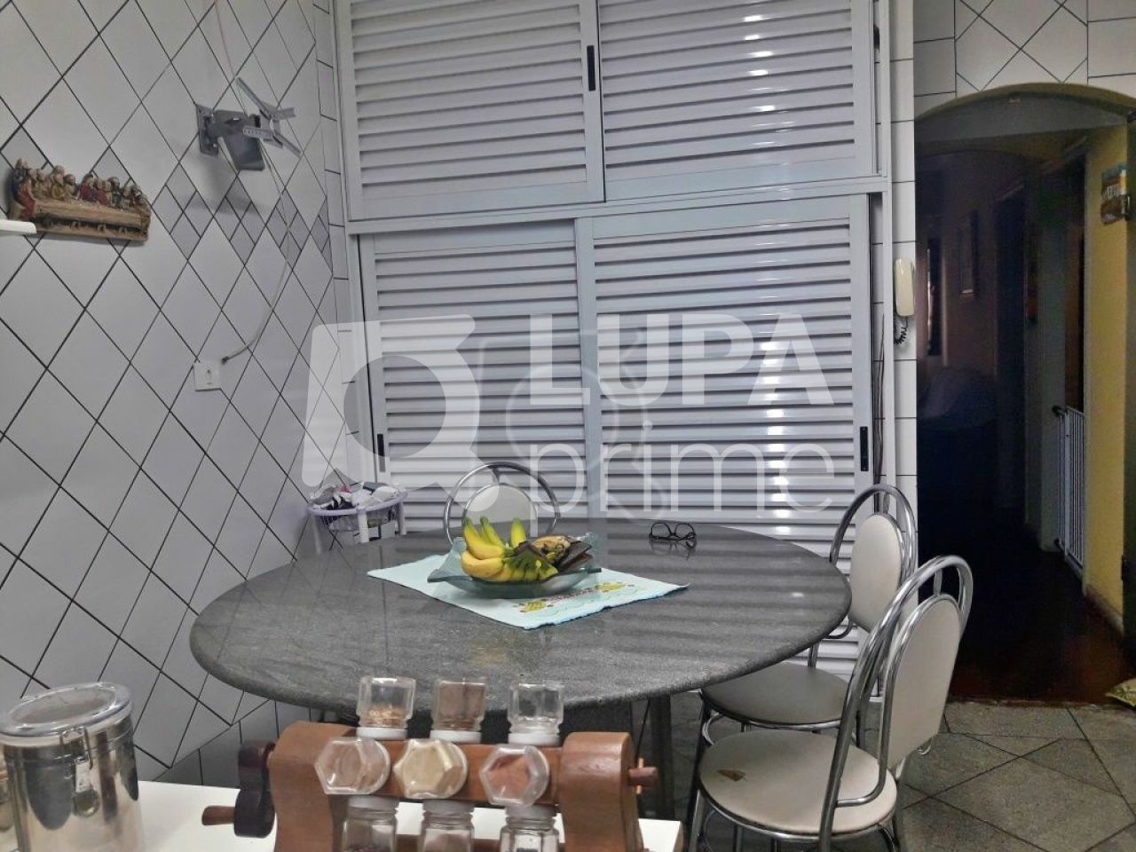 Casa à venda com 2 quartos, 240m² - Foto 7