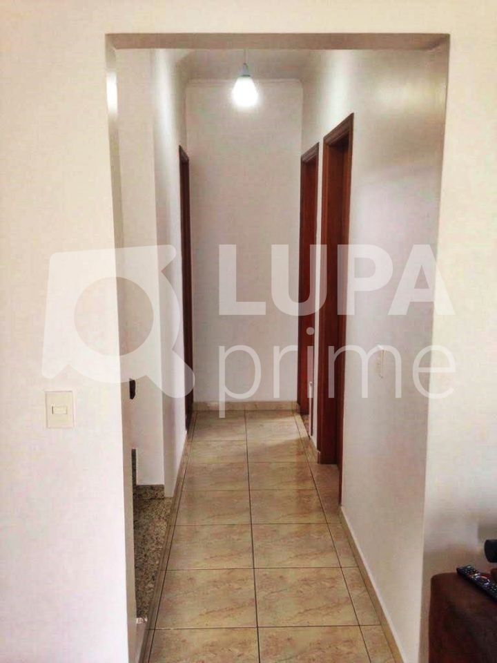 sobrado-venda-sao-paulo-jardim-guapira-3dormitorios-1suite-5vagas-230m2-LM19472