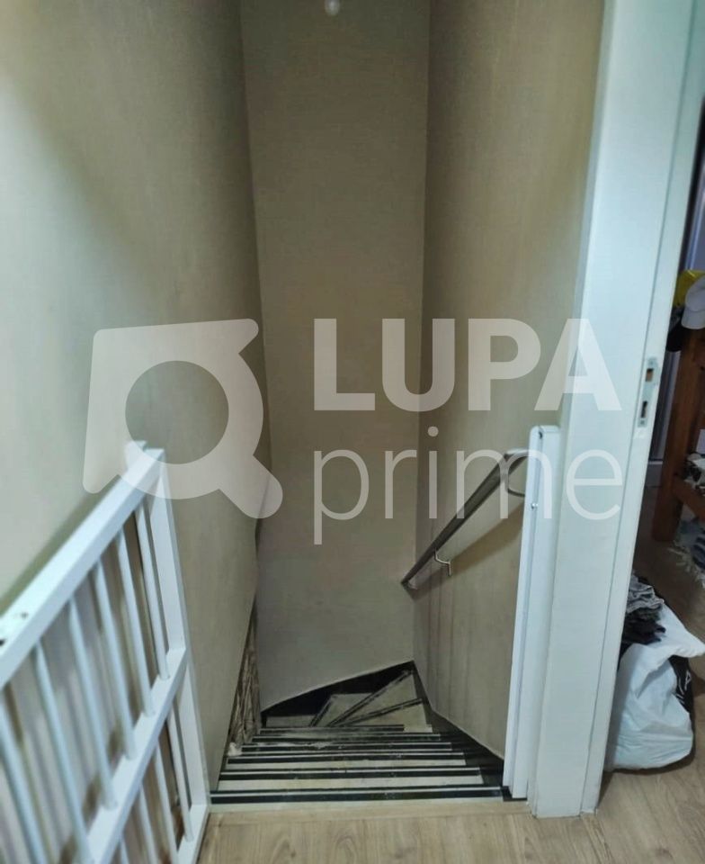 sobrado-venda-sao-paulo-agua-fria-2dormitorios-2vagas-90m2-LM19473