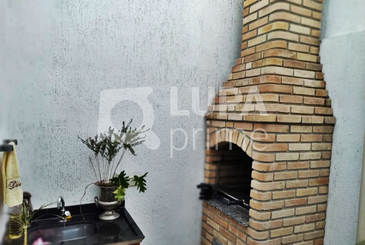 sobrado-venda-sao-paulo-agua-fria-2dormitorios-2vagas-90m2-LM19473