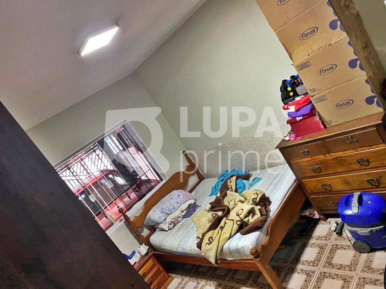 Casa, 3 quartos, 180 m² - Foto 3