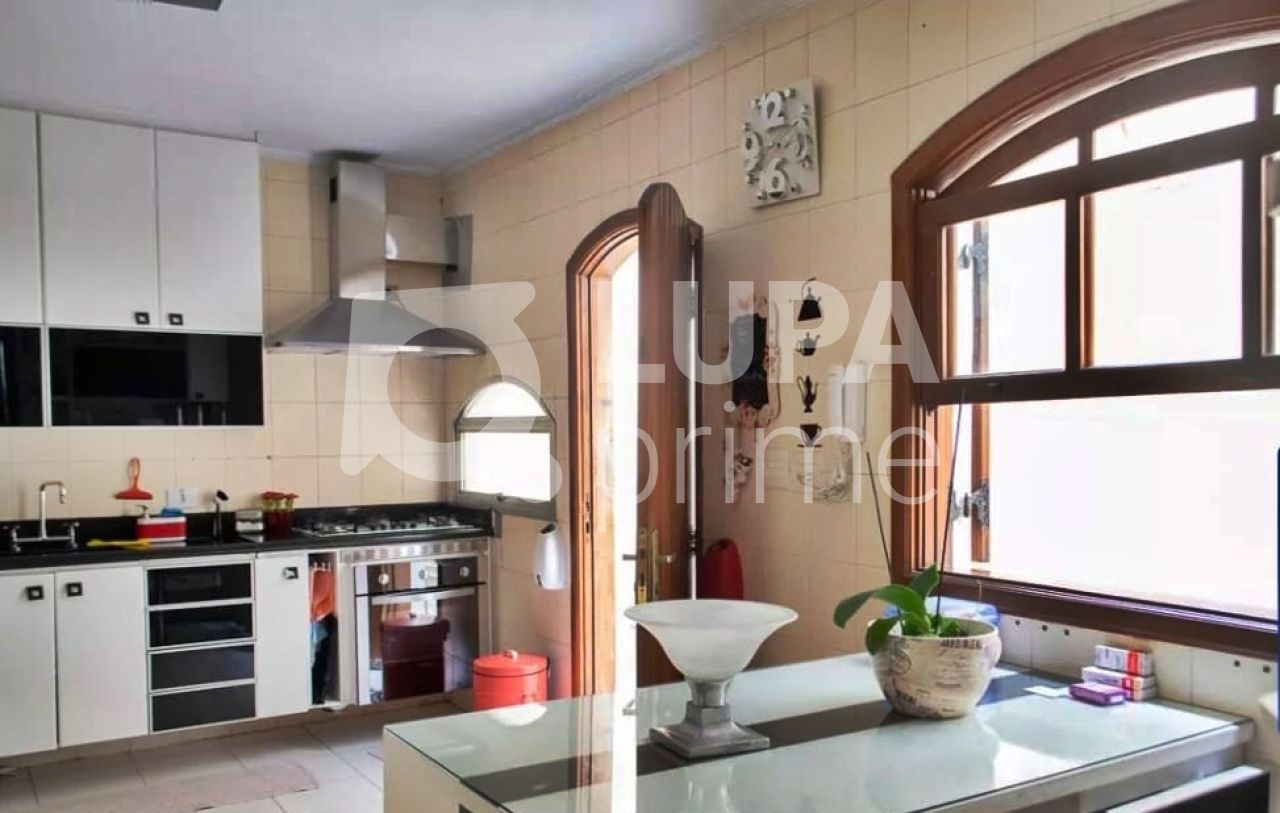 sobrado-venda-sao-paulo-vila-guilherme-4dormitorios-2suites-6vagas-382m2-LM19530